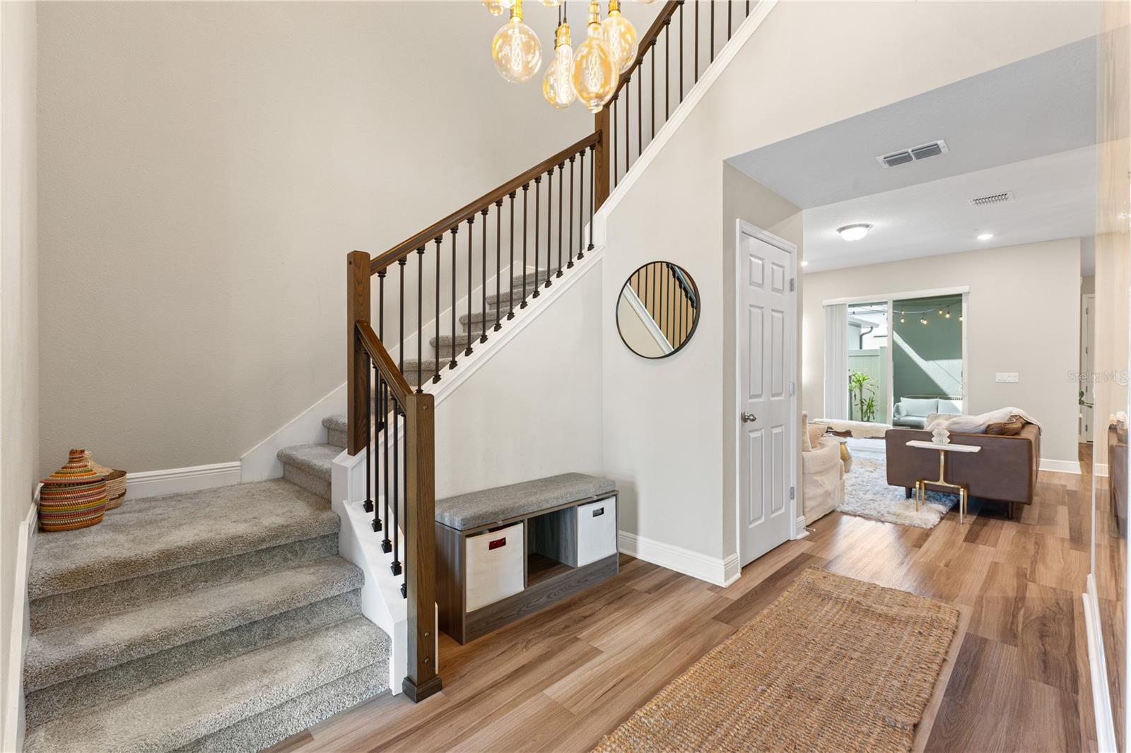 Image 8 of 65 For 7025 Carrickbend Lane