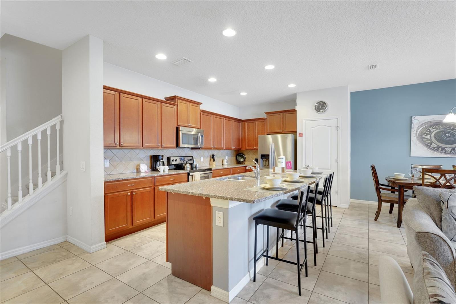 Image 4 of 58 For 2050 Rome Drive