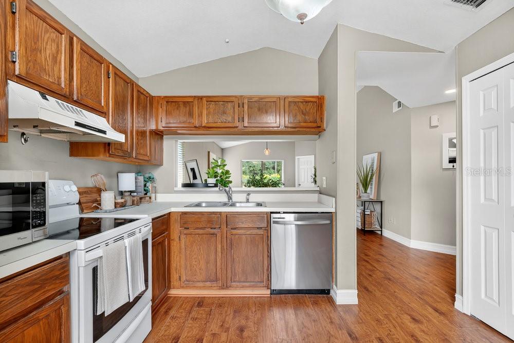 Image 11 of 29 For 13850 Ginger Creek Boulevard