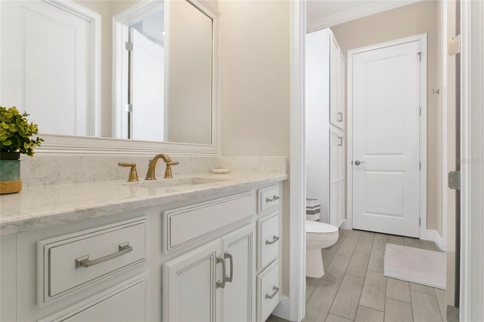 Image 22 of 42 For 7346 John Hancock Drive