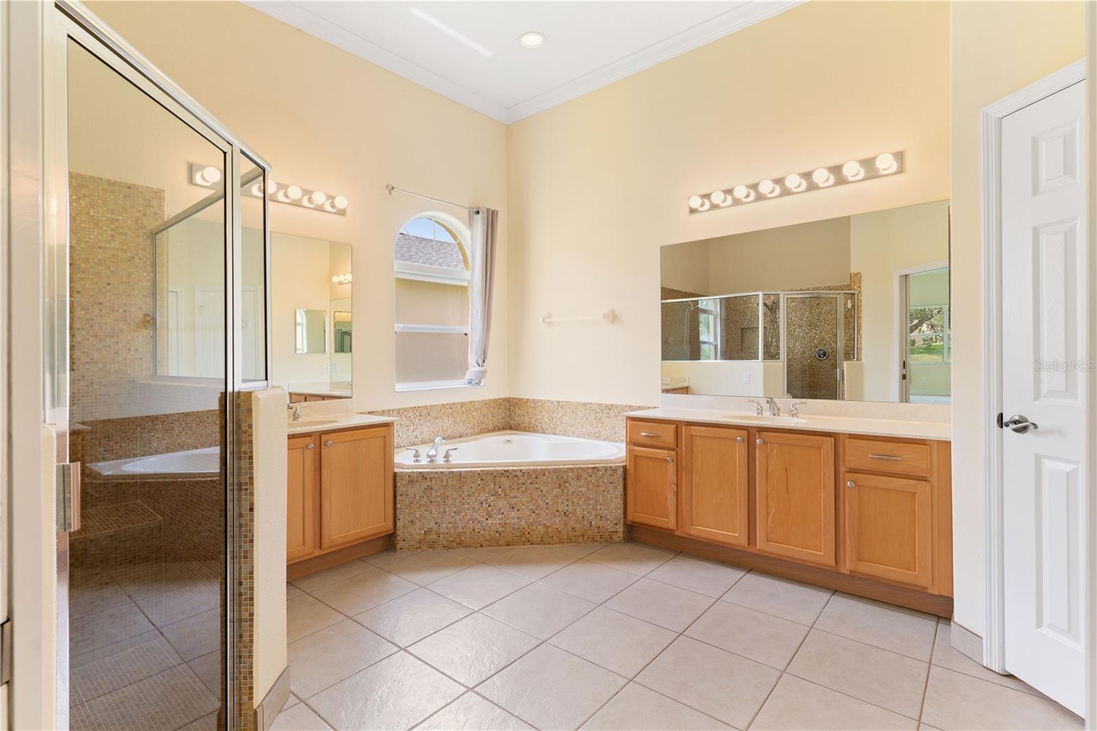 Image 11 of 28 For 2718 Knightsbridge Road