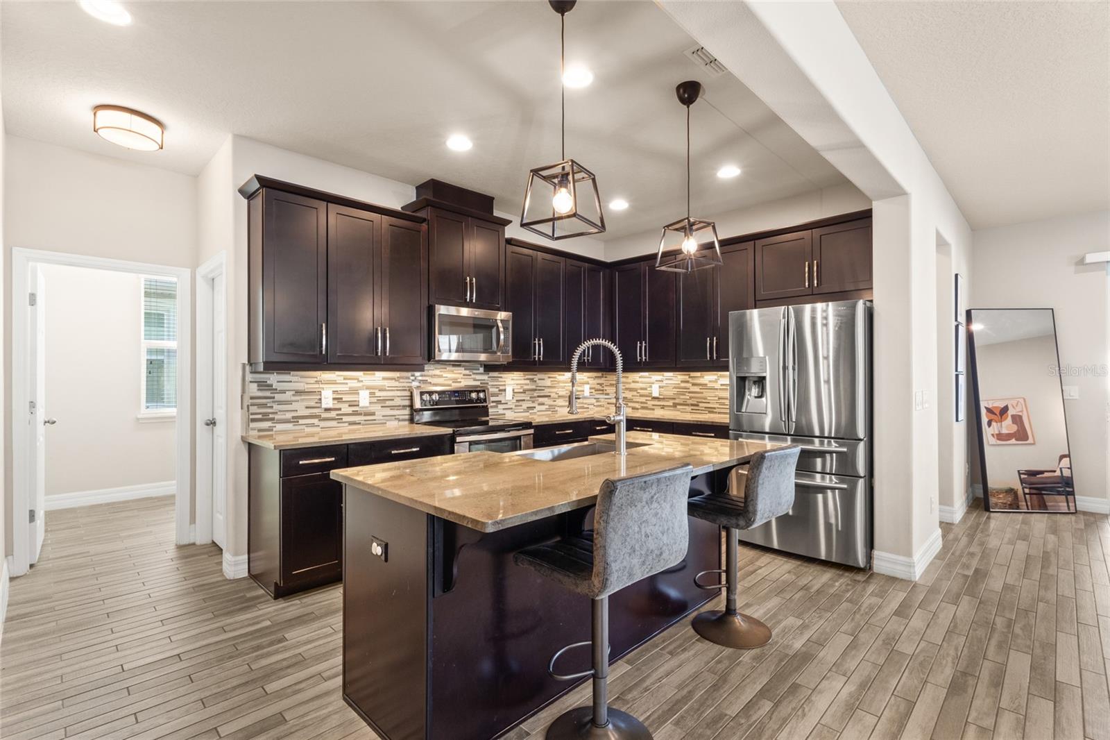 Image 6 of 34 For 8251 Randal Park Boulevard