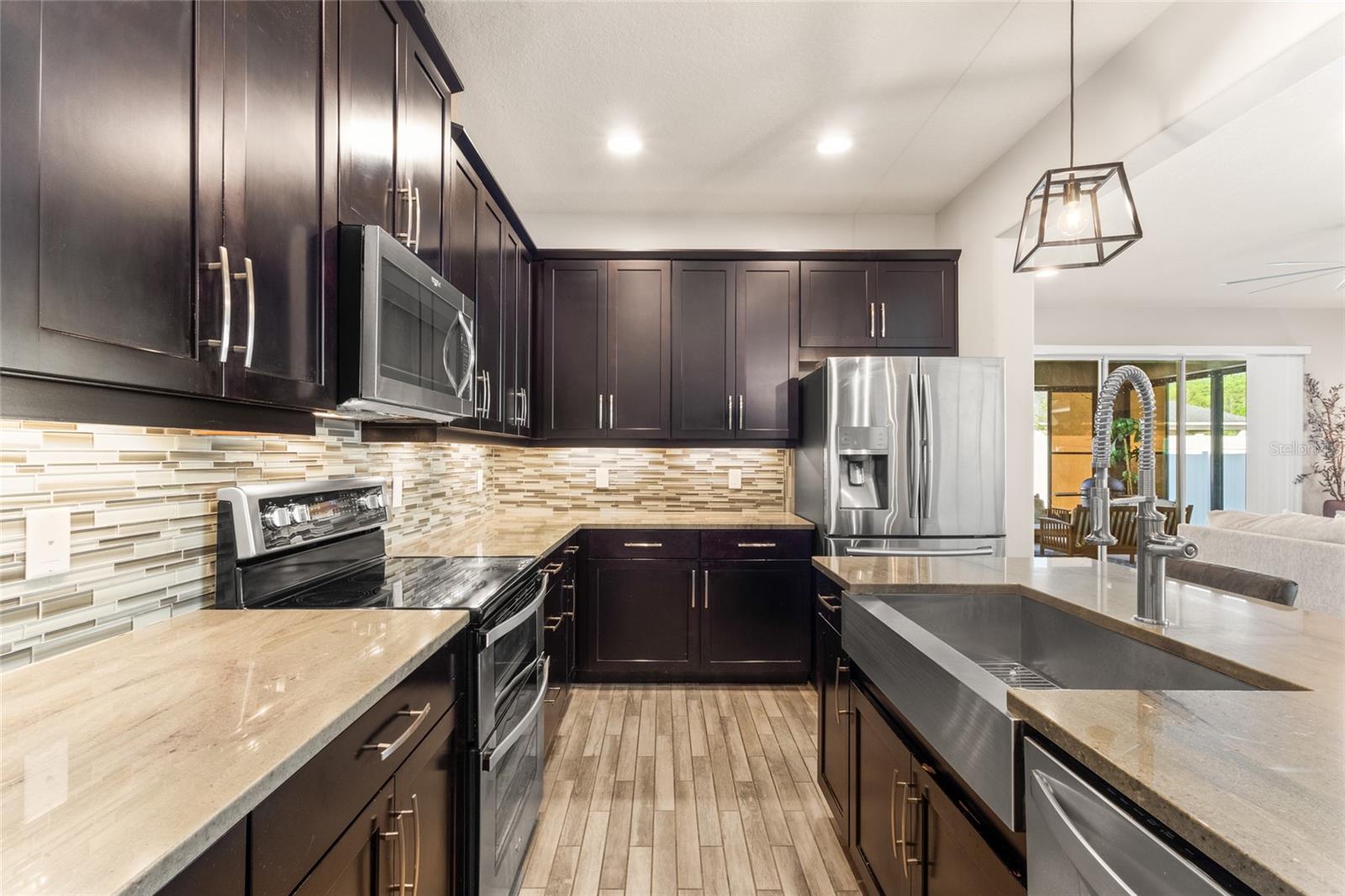 Image 7 of 34 For 8251 Randal Park Boulevard