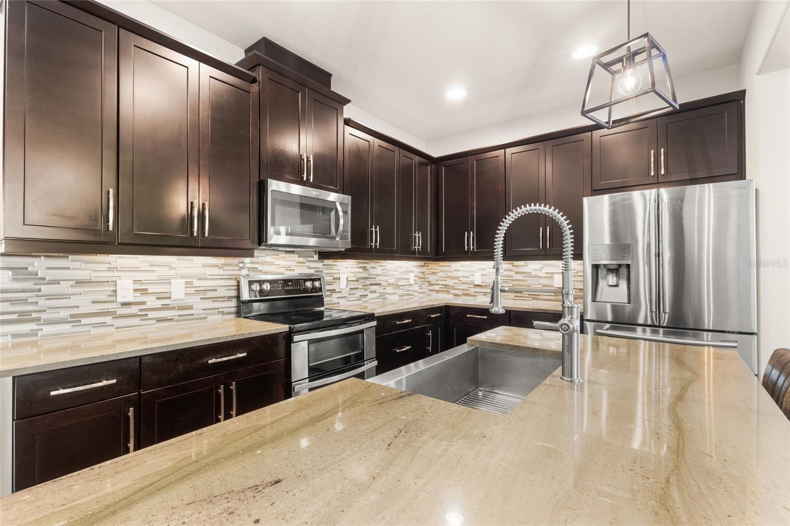Image 8 of 34 For 8251 Randal Park Boulevard