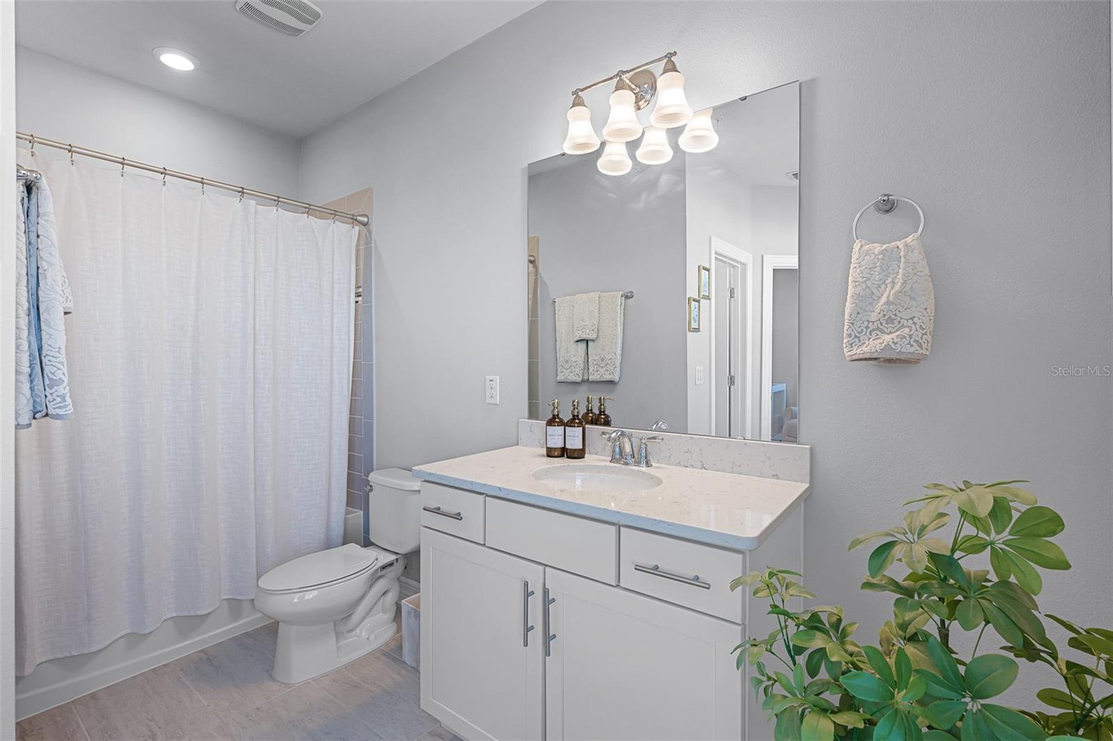 Image 18 of 39 For 13351 Bovet Avenue