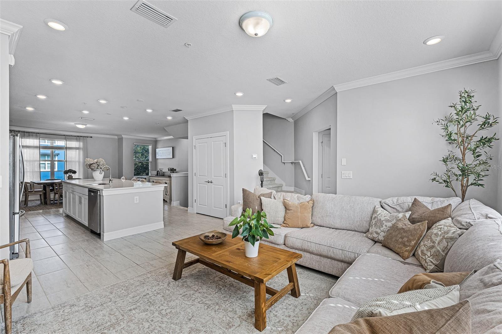 Image 4 of 39 For 13351 Bovet Avenue