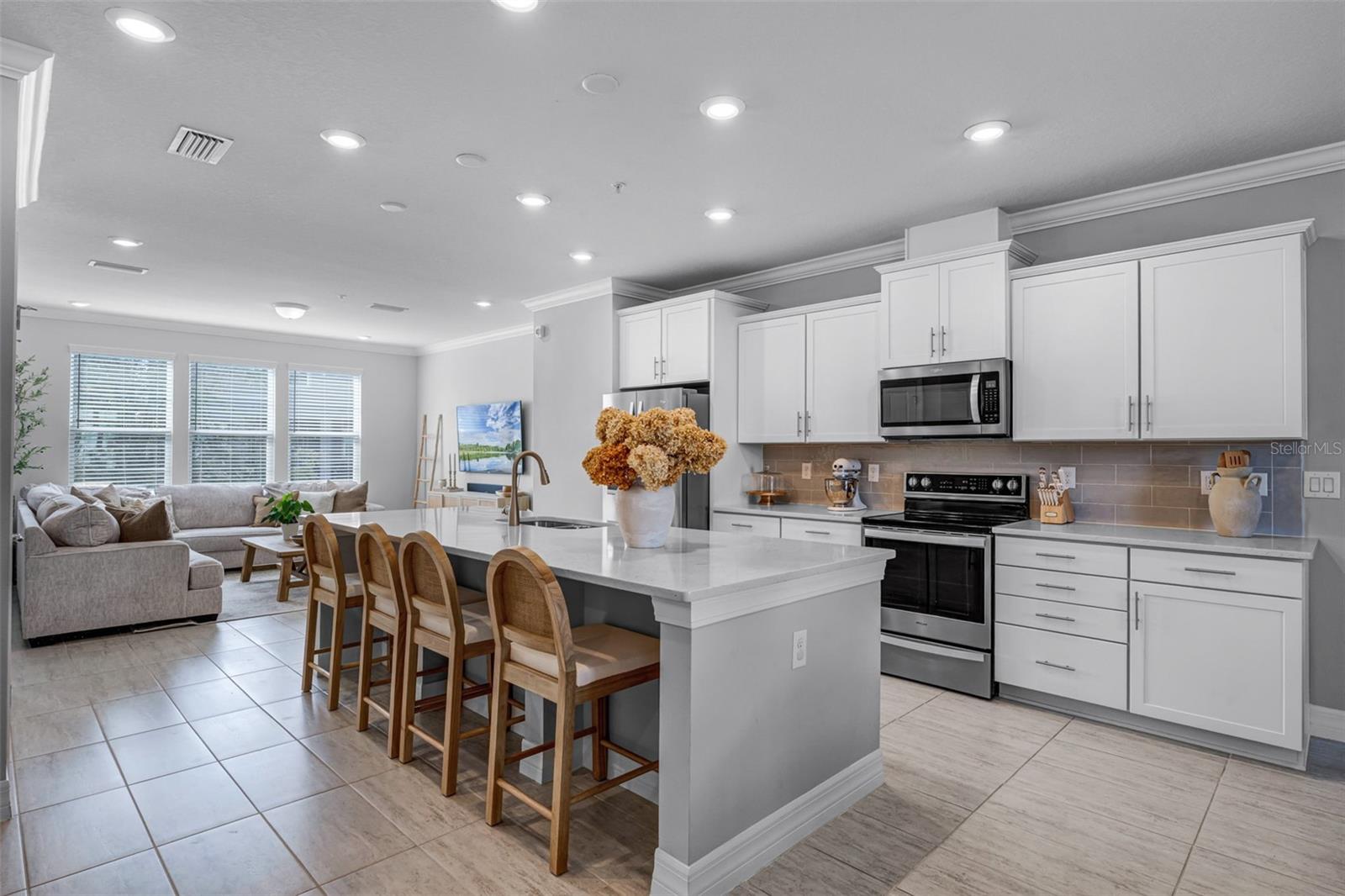 Image 5 of 39 For 13351 Bovet Avenue