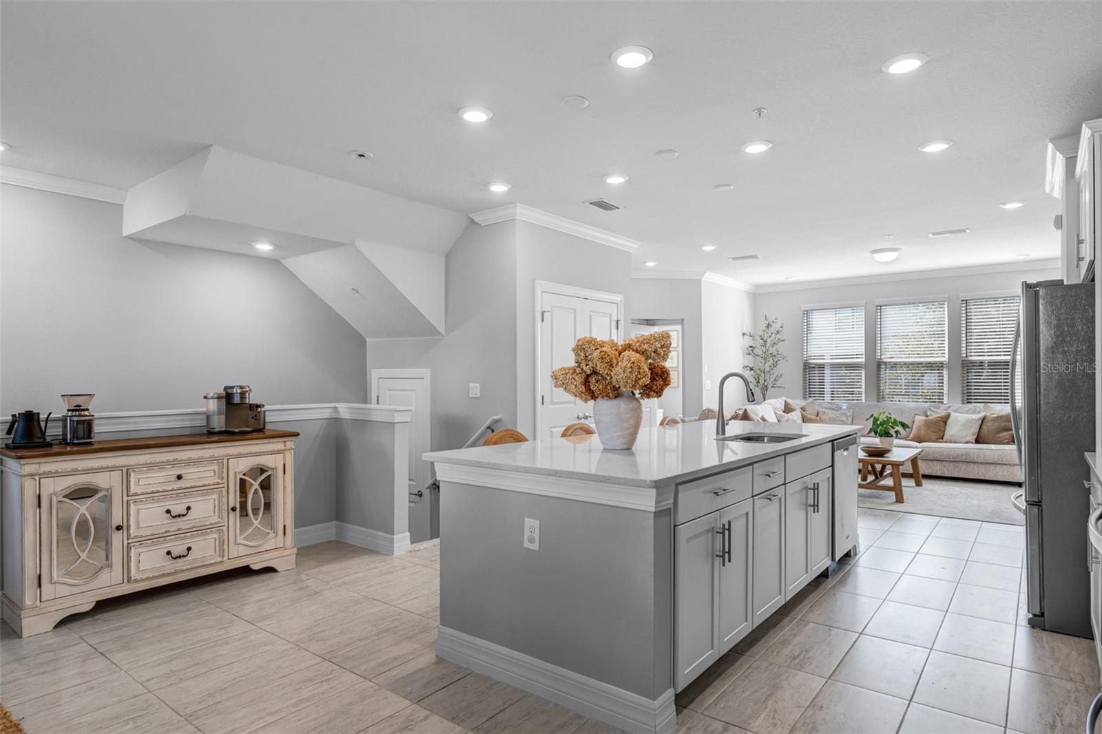 Image 7 of 39 For 13351 Bovet Avenue