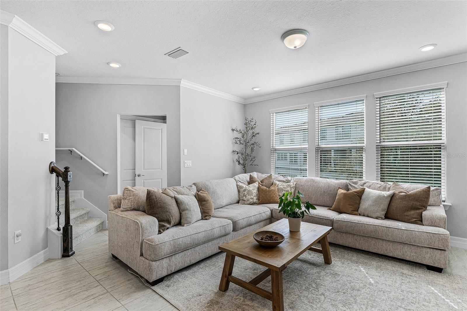 Image 9 of 39 For 13351 Bovet Avenue