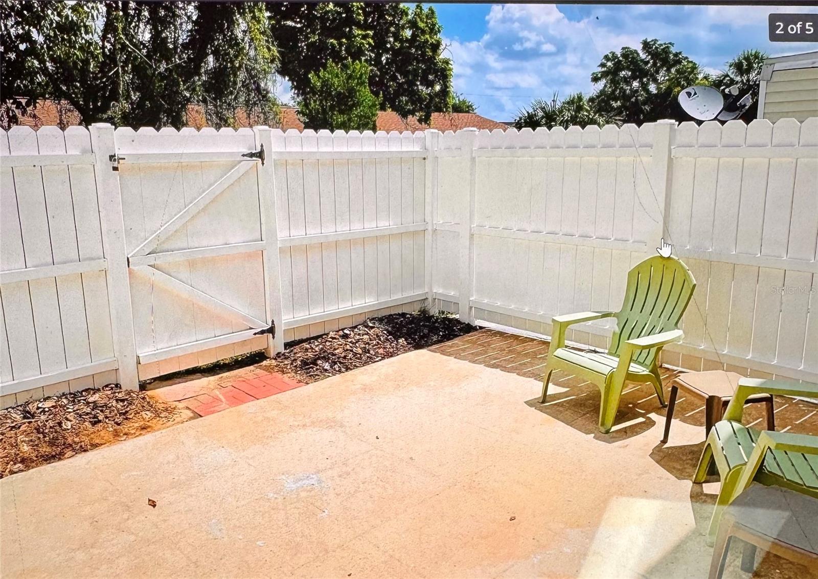Image 2 of 28 For 678 Leslie Court 678