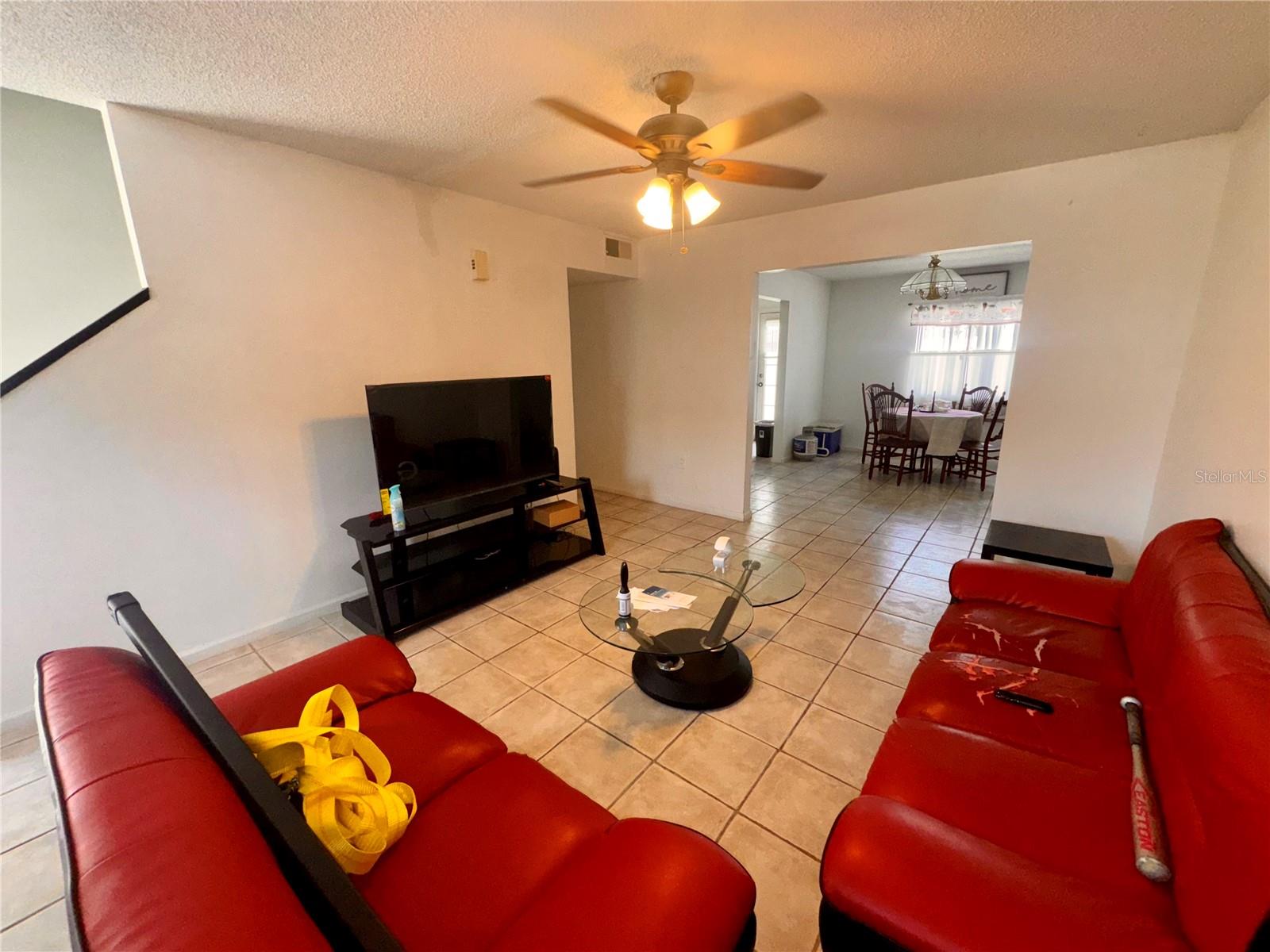 Image 5 of 28 For 678 Leslie Court 678