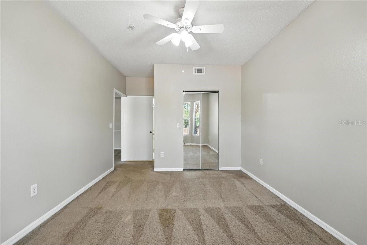 Image 11 of 13 For 5572 Metrowest Boulevard 202
