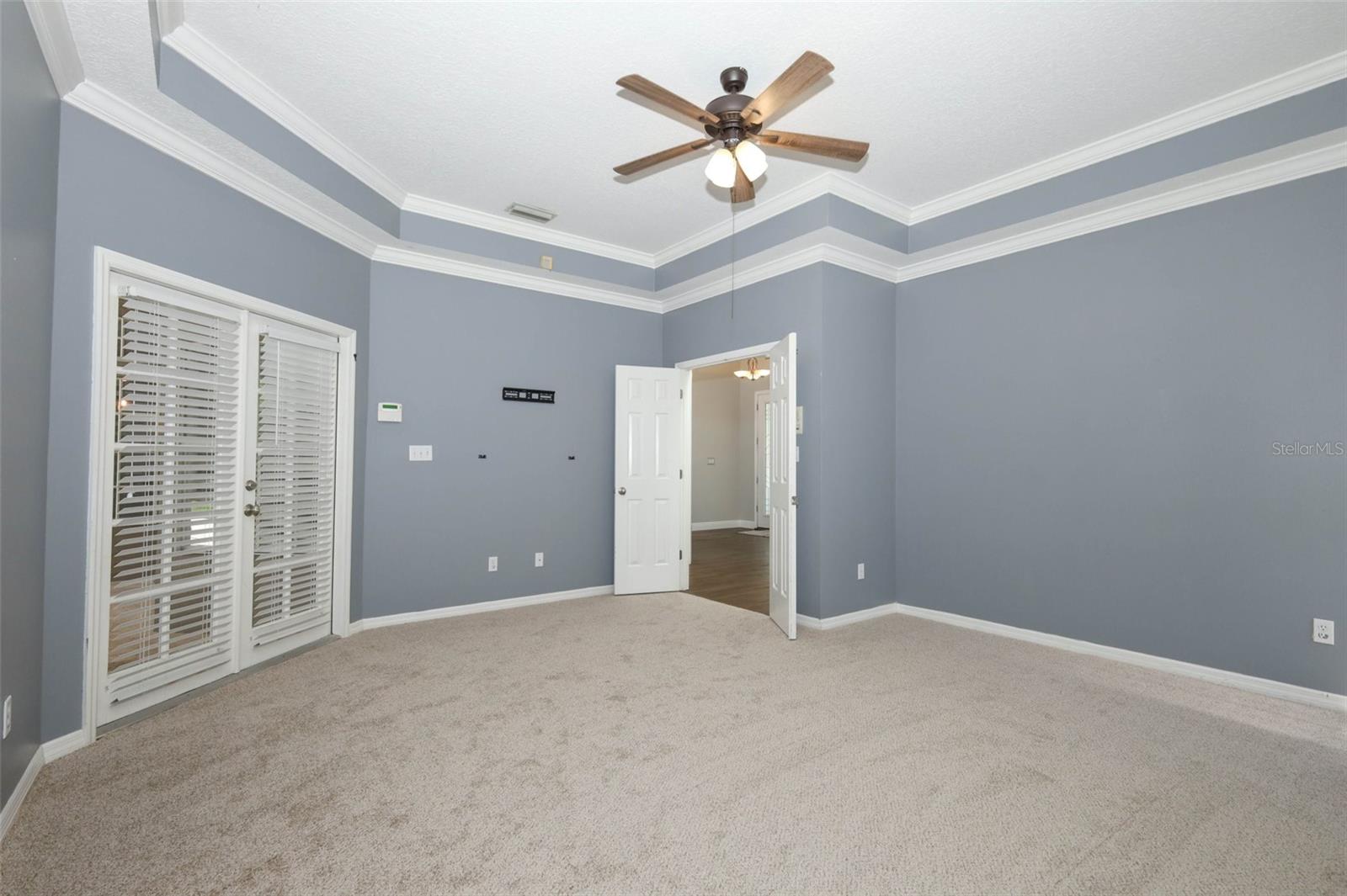 Image 12 of 49 For 861 Lullwater Drive