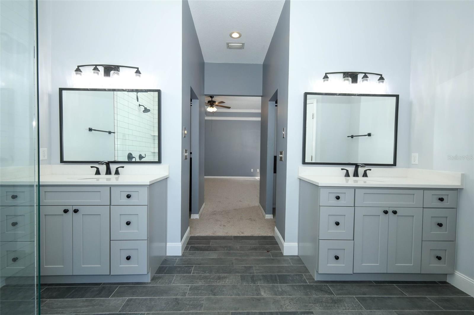 Image 15 of 49 For 861 Lullwater Drive