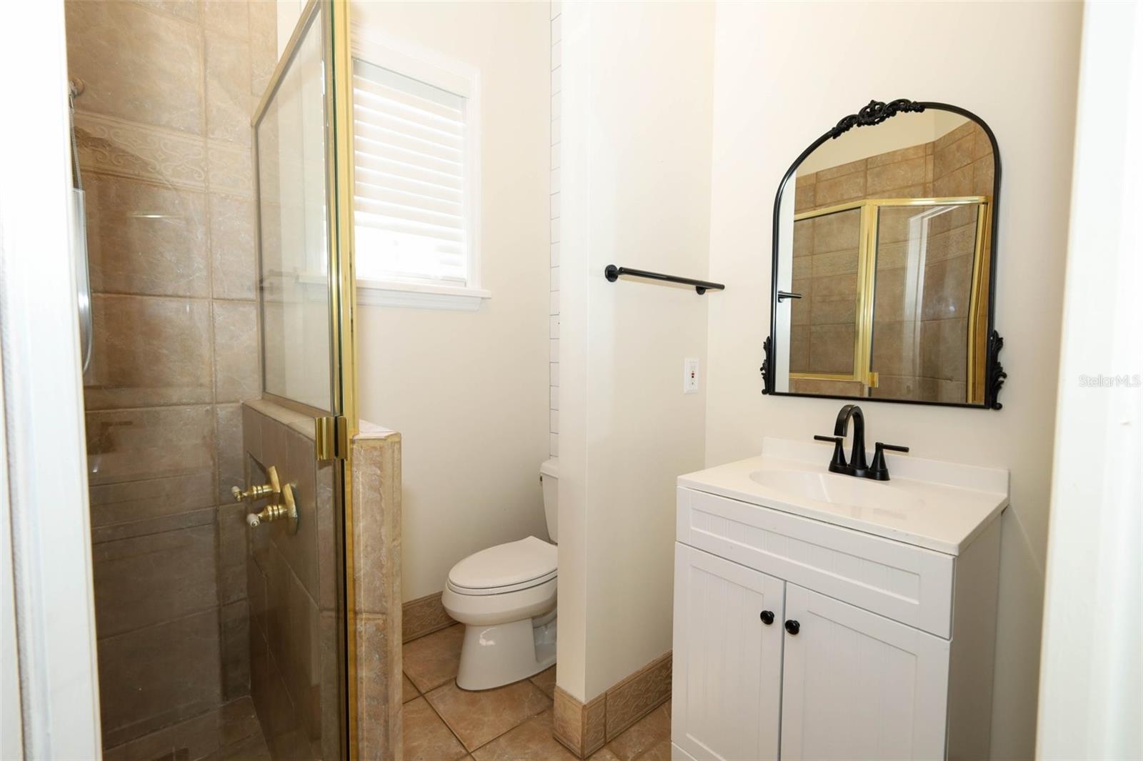 Image 23 of 49 For 861 Lullwater Drive