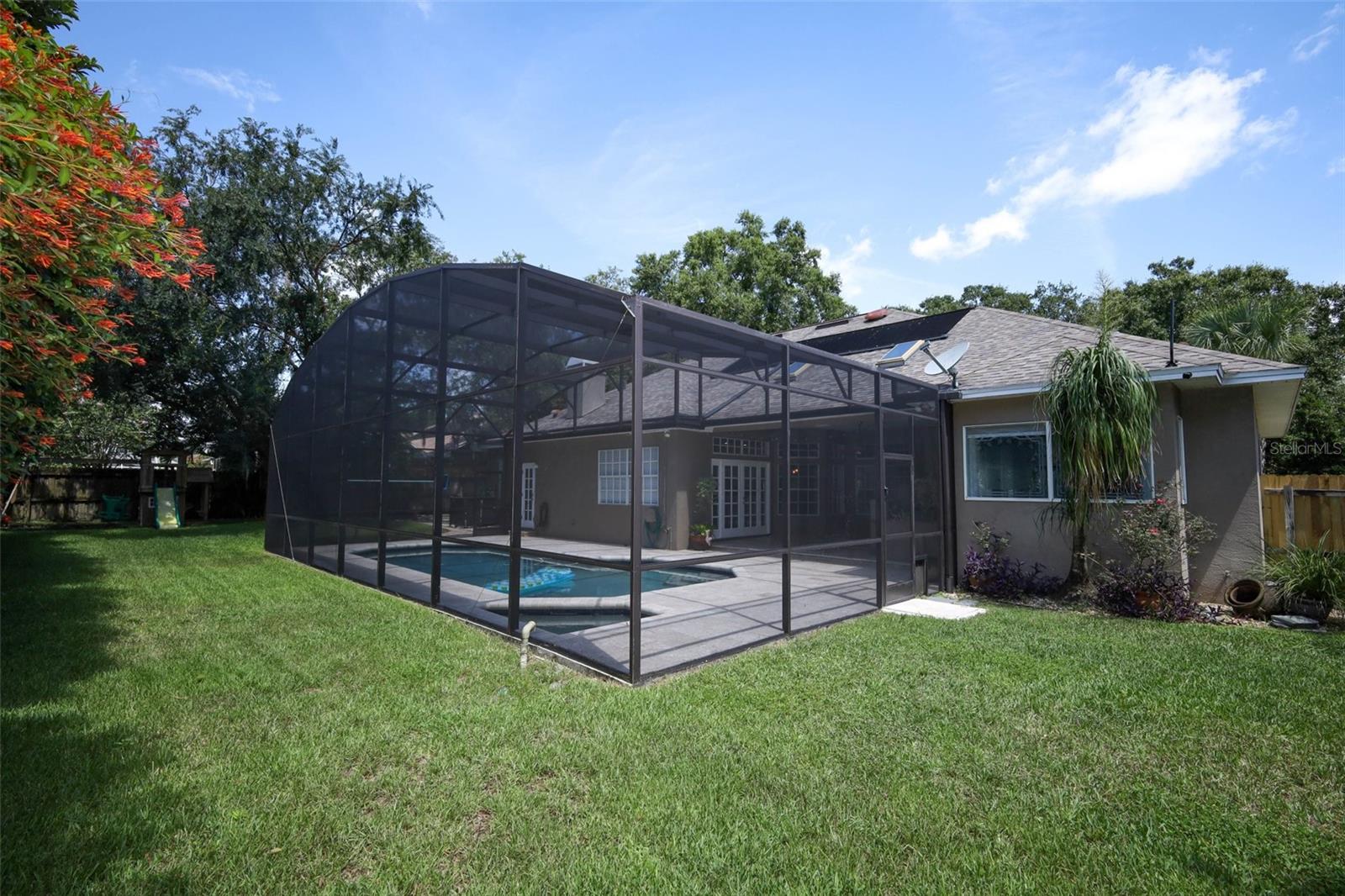 Image 40 of 49 For 861 Lullwater Drive
