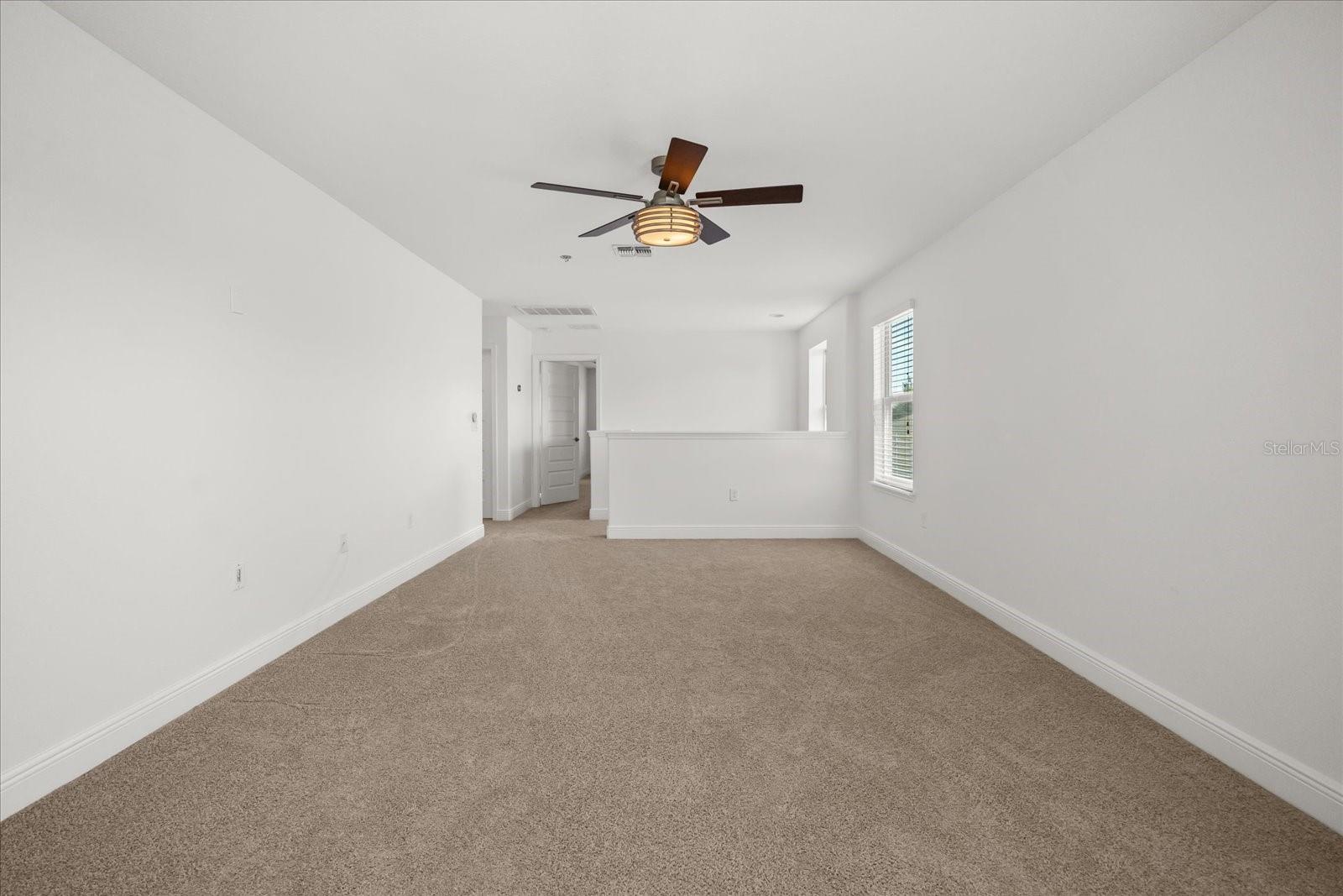 Image 21 of 59 For 16125 Hampton Crossing Drive