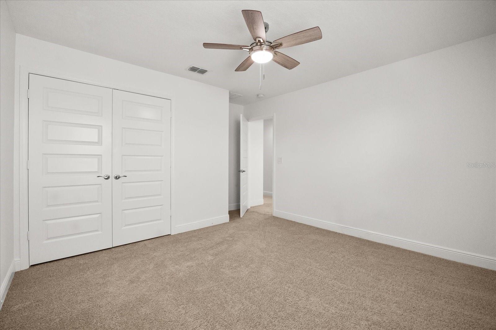 Image 23 of 59 For 16125 Hampton Crossing Drive