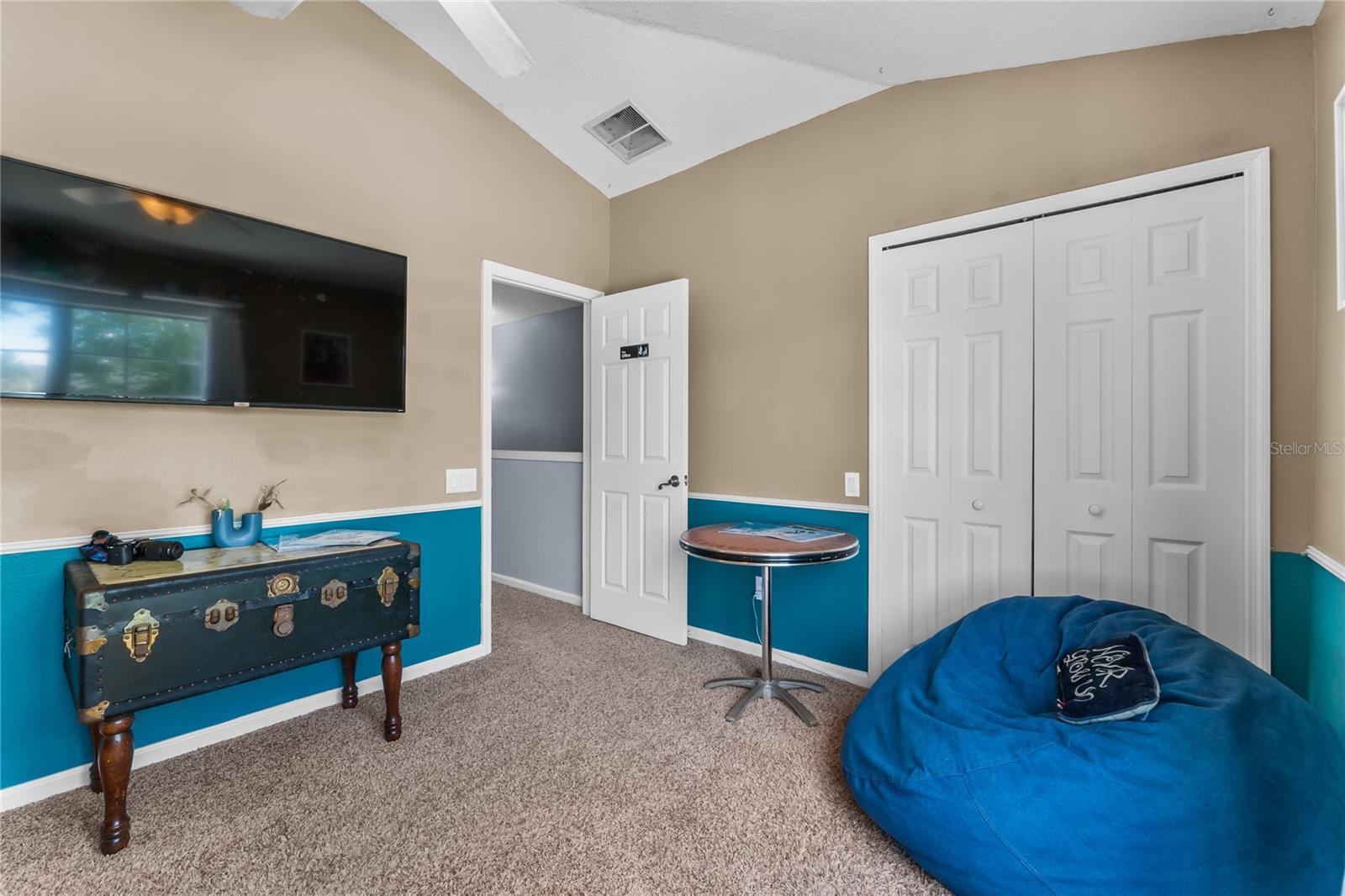 Image 21 of 43 For 8115 Princess Palm Lane
