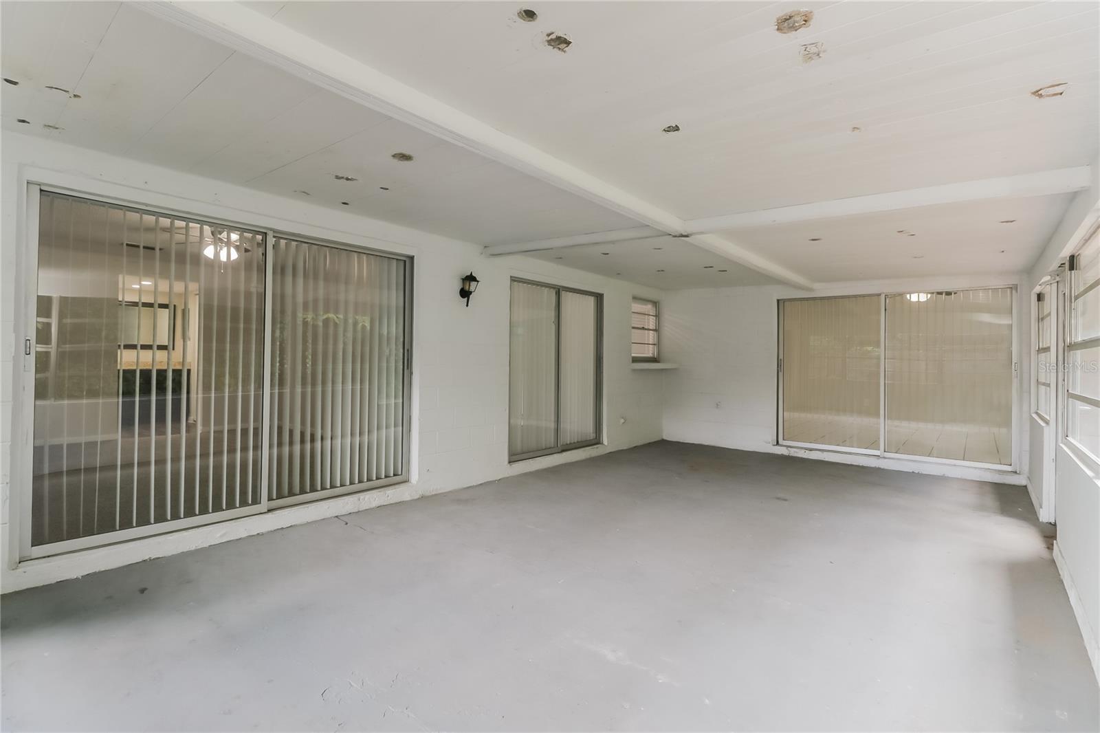 Image 12 of 36 For 14304 Knoll Ridge Drive