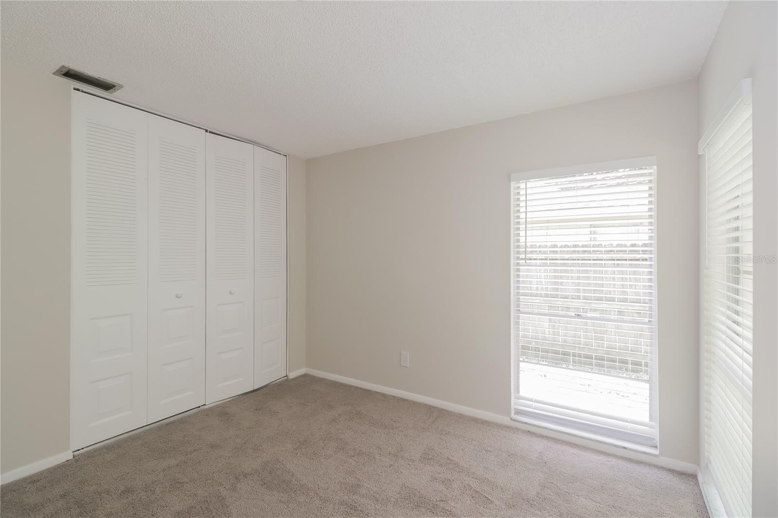 Image 17 of 36 For 14304 Knoll Ridge Drive