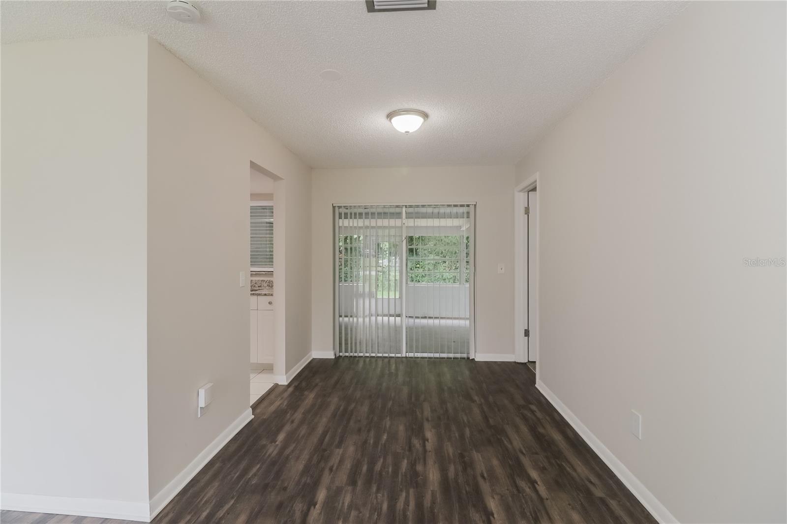 Image 19 of 36 For 14304 Knoll Ridge Drive