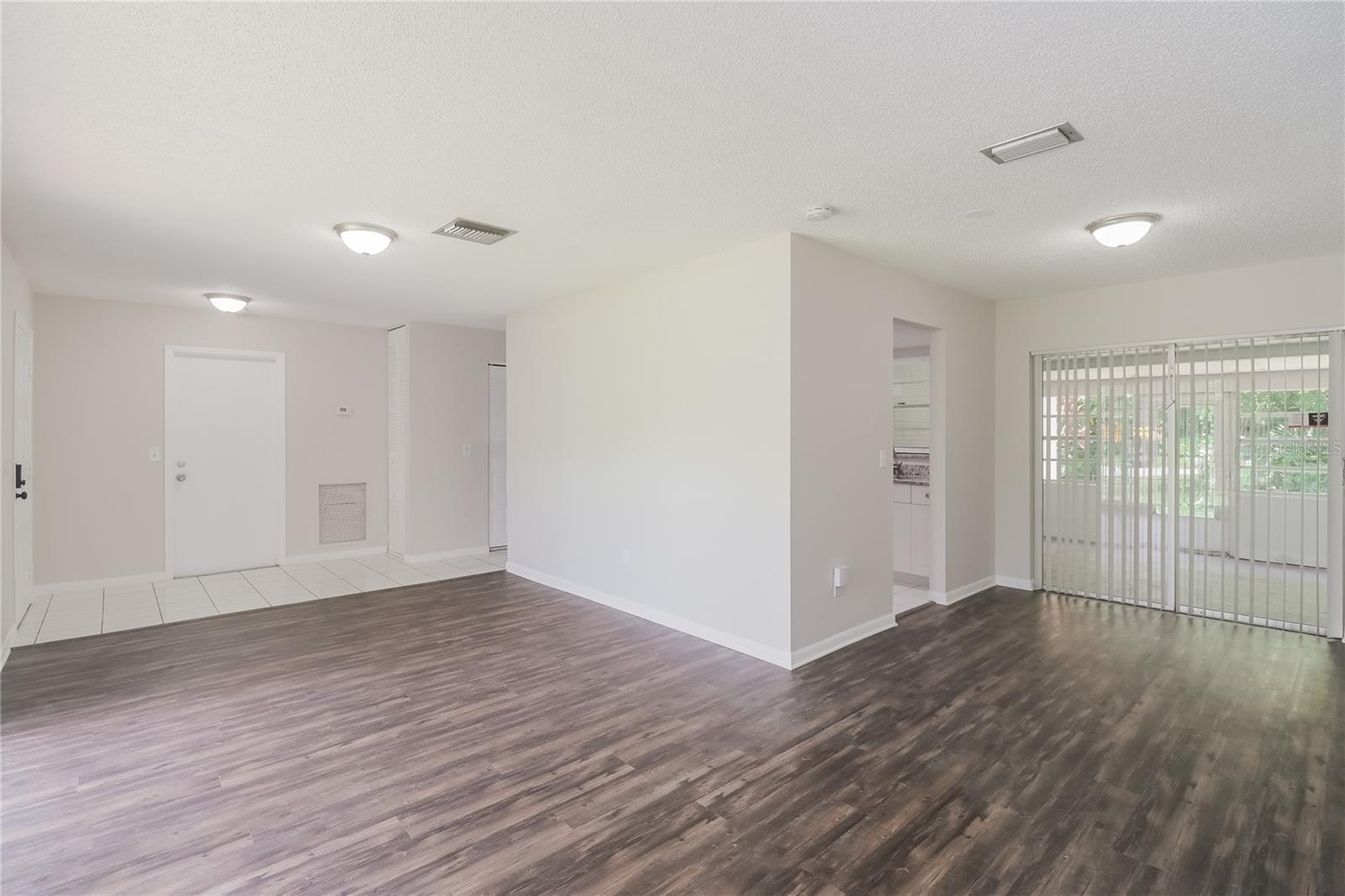 Image 6 of 36 For 14304 Knoll Ridge Drive