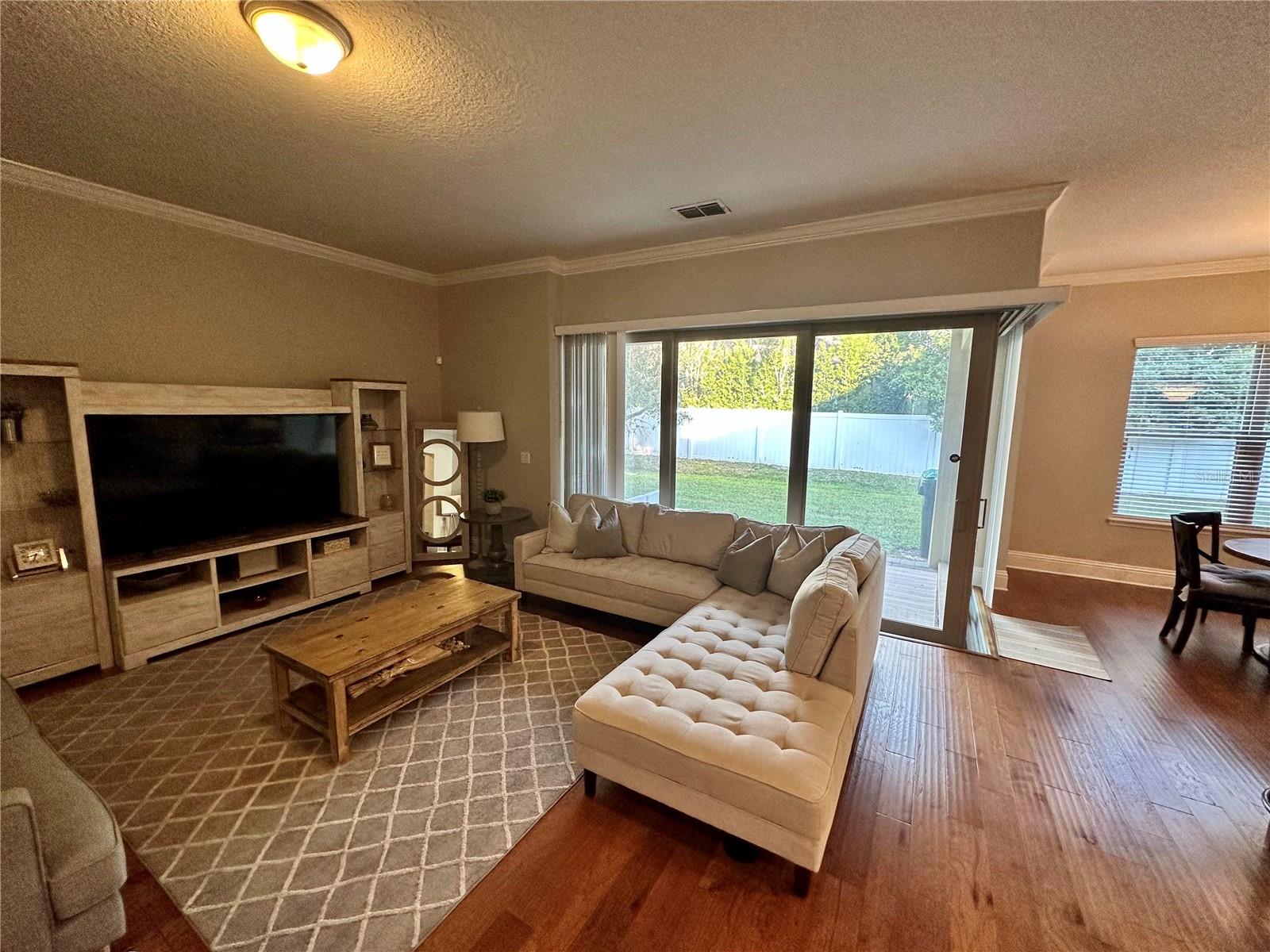 Image 6 of 22 For 9569 Royal Estates Boulevard
