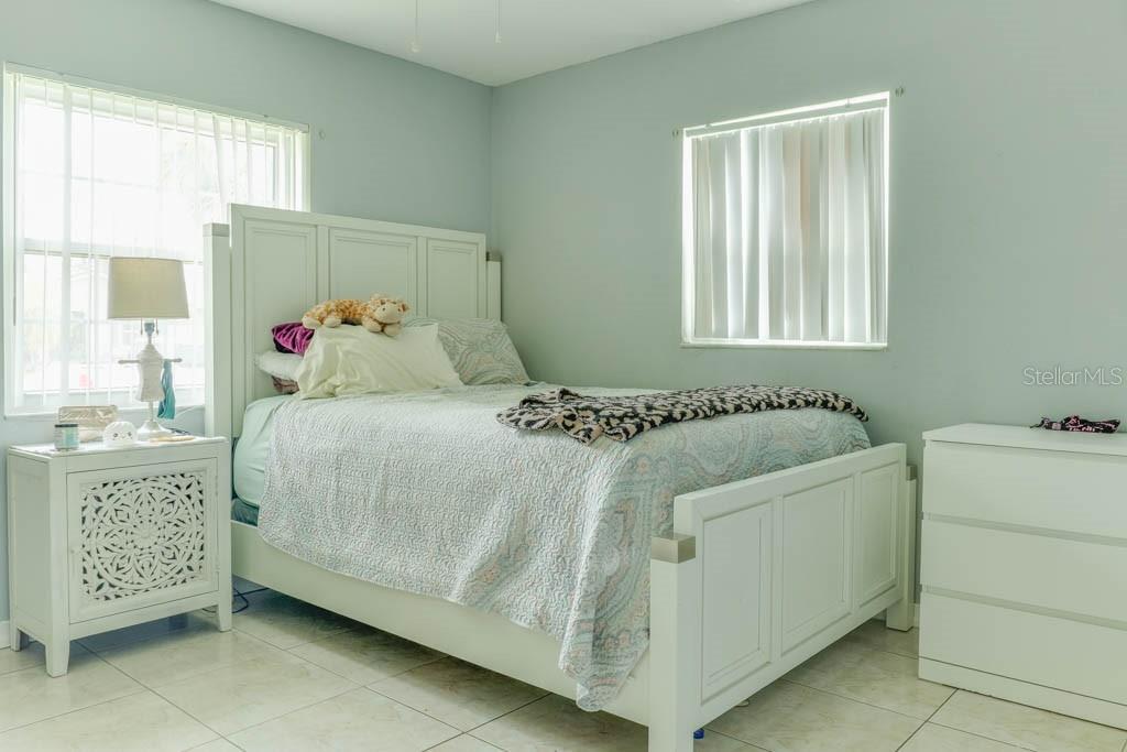 Image 10 of 17 For 133 Hollyhock Court