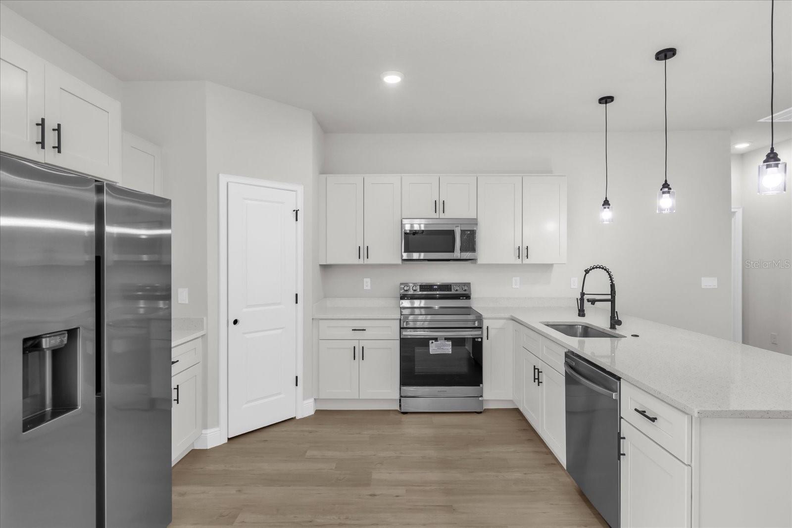 Image 11 of 35 For 2657 156th Pl
