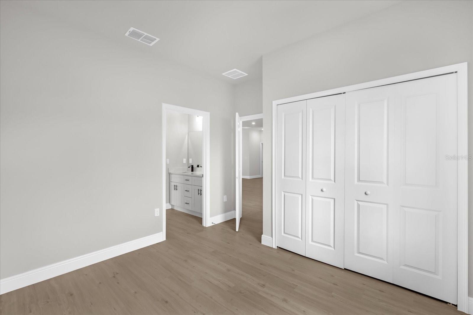 Image 16 of 35 For 2657 156th Pl