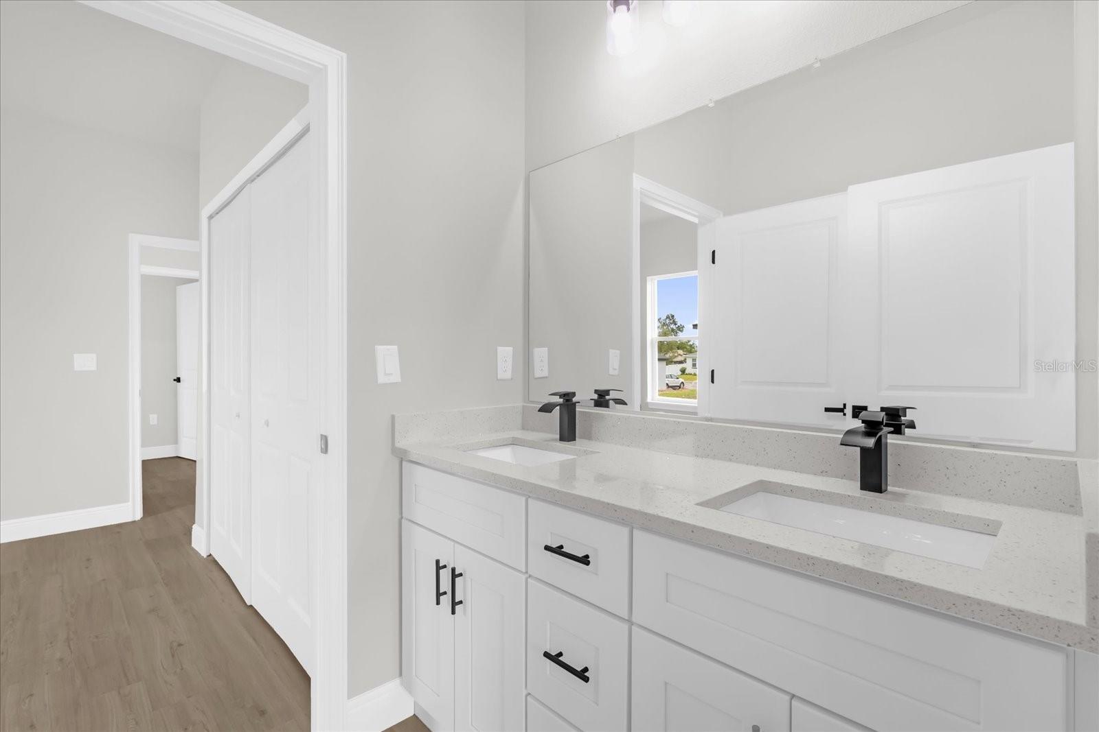 Image 17 of 35 For 2657 156th Pl