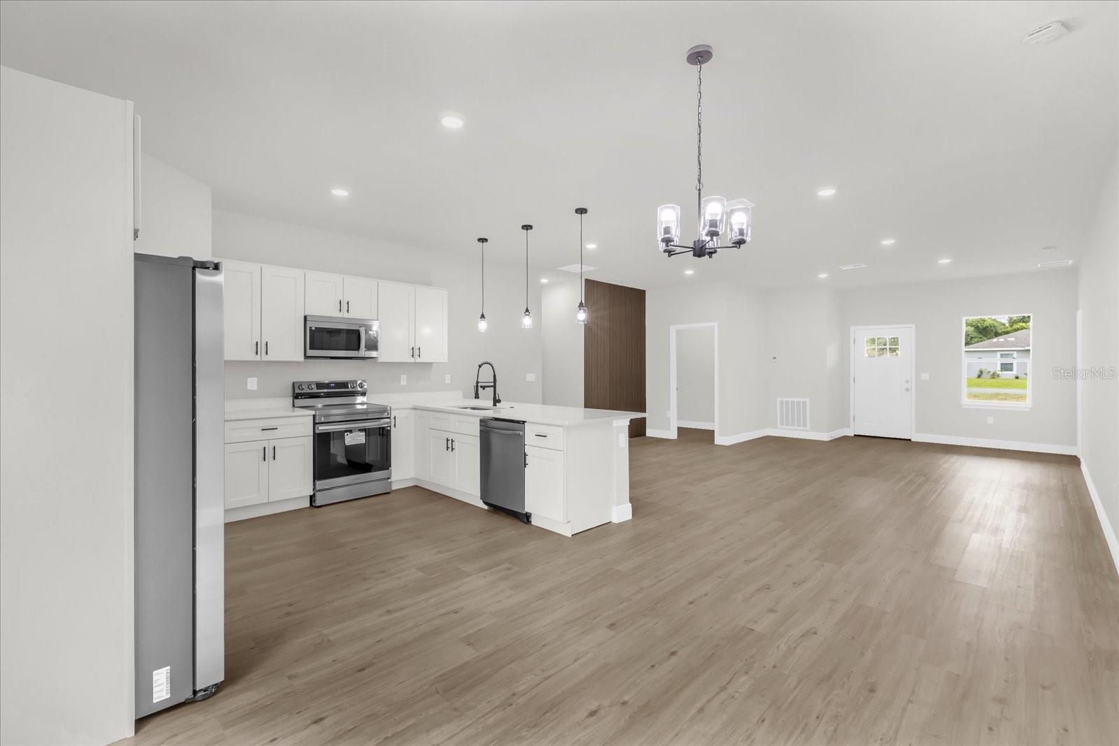 Image 5 of 35 For 2657 156th Pl