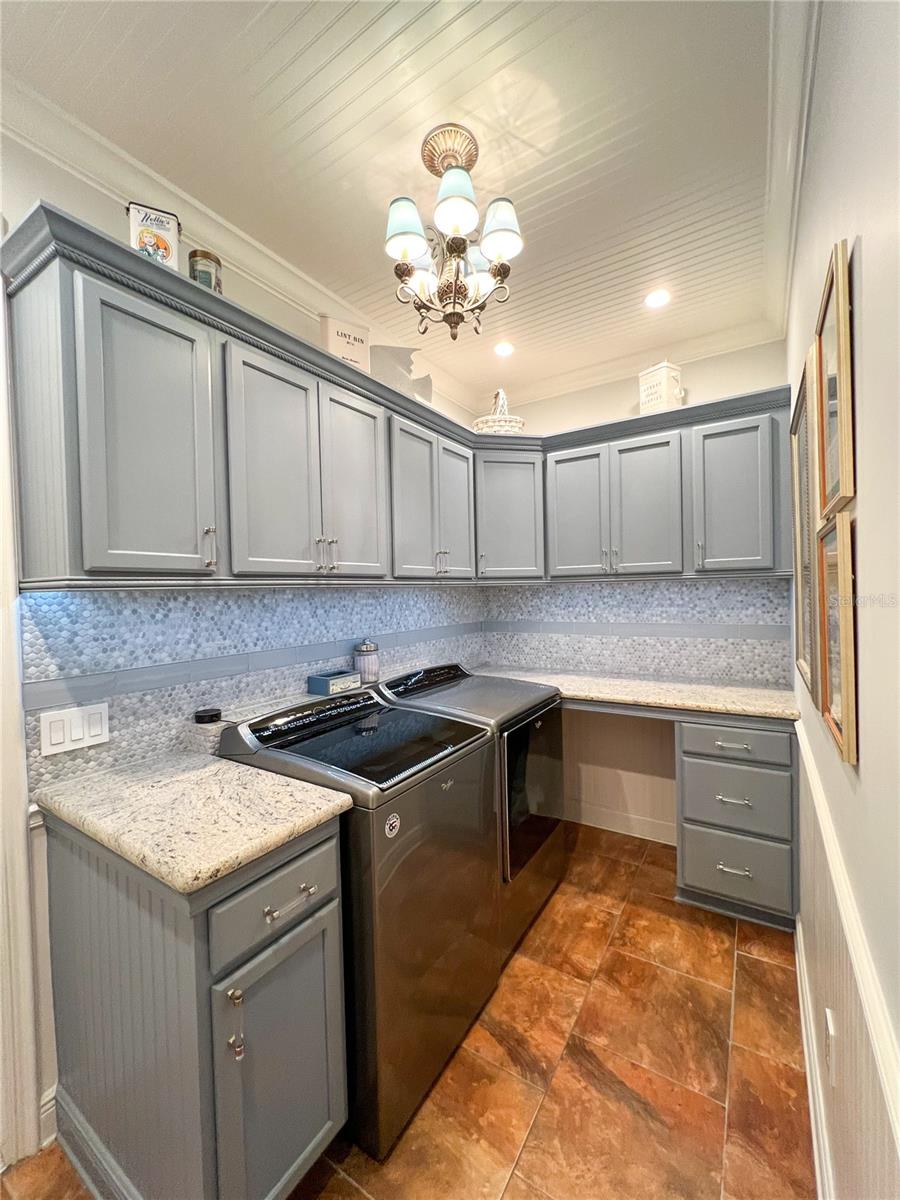 Image 11 of 41 For 30537 Island Club Drive