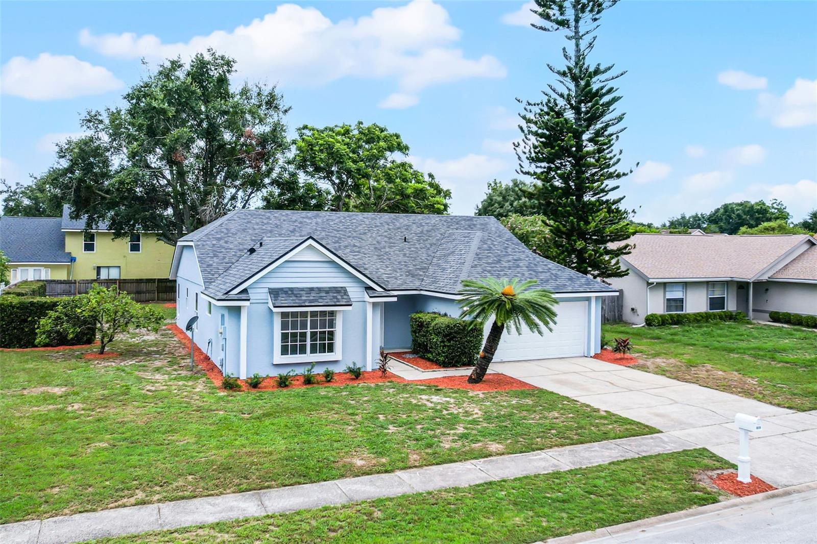 Image 3 of 45 For 8018 Lesia Circle