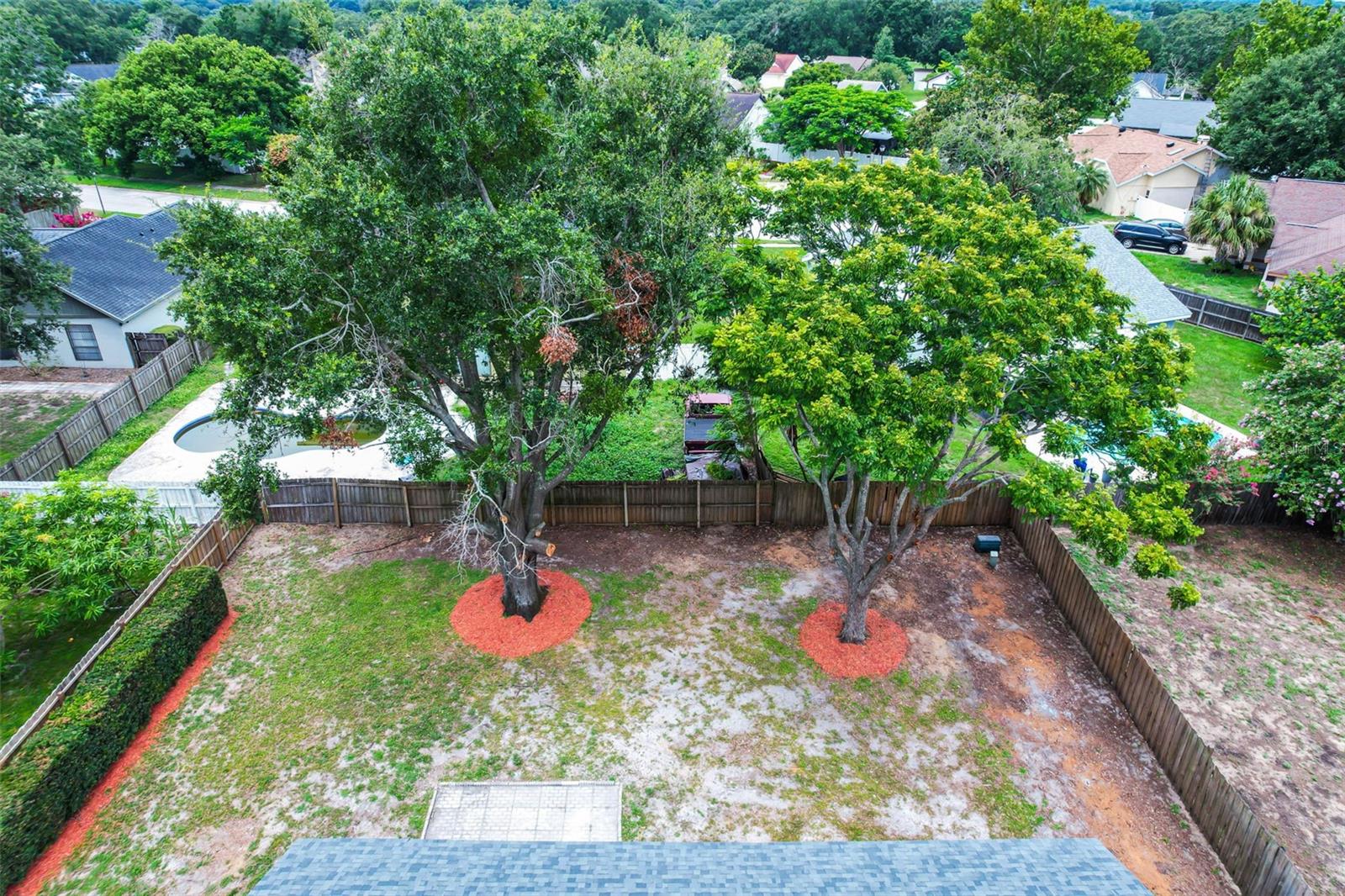 Image 38 of 45 For 8018 Lesia Circle