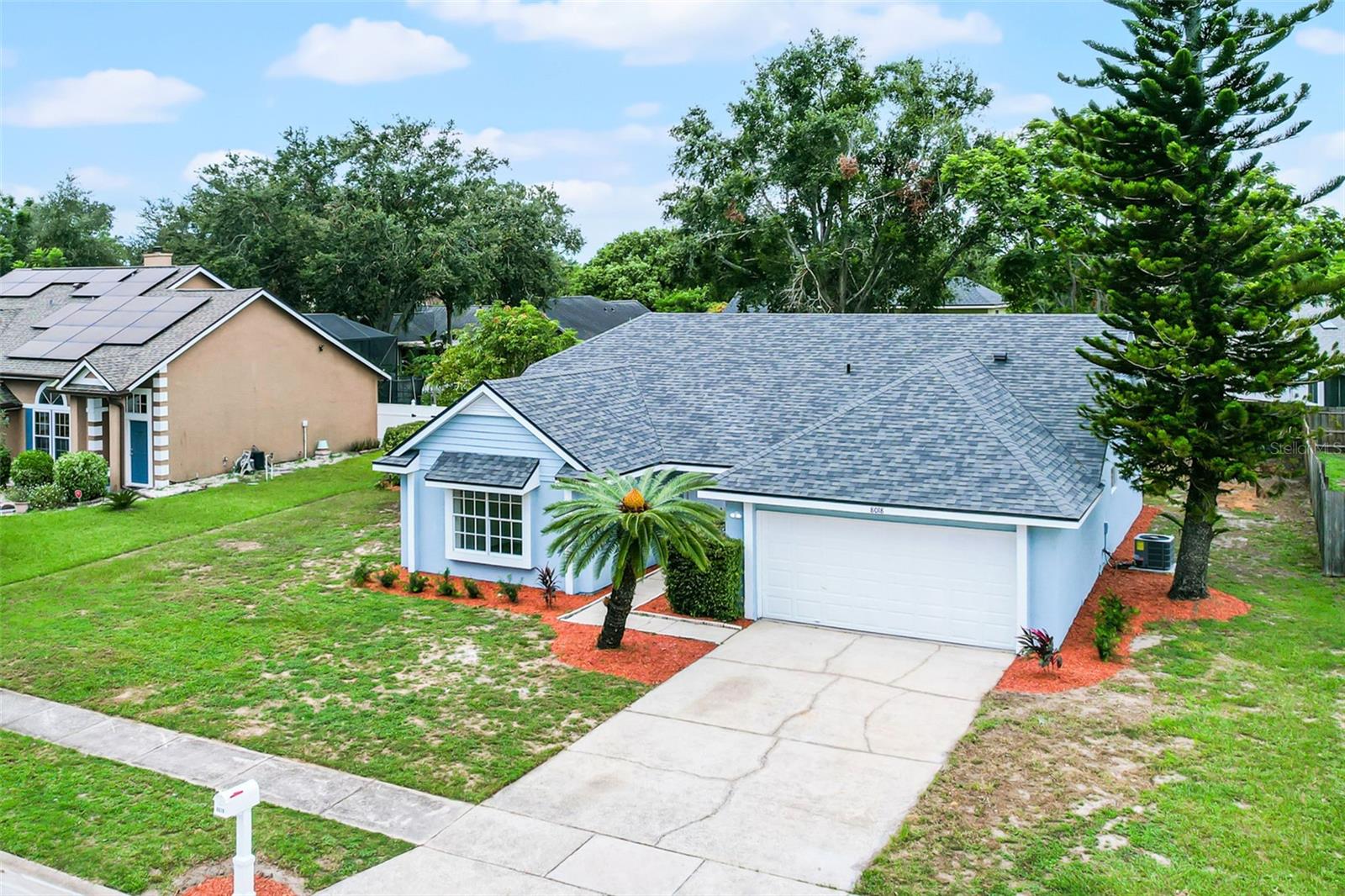Image 4 of 45 For 8018 Lesia Circle