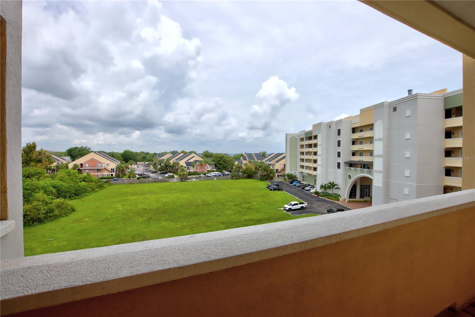 Image 34 of 45 For 225 Seminole Boulevard 414