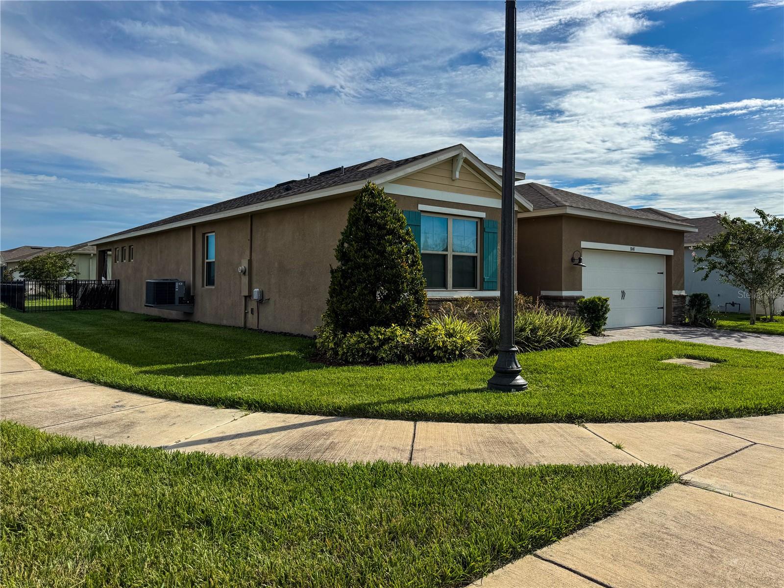 Image 2 of 26 For 3041 New Ashford Way