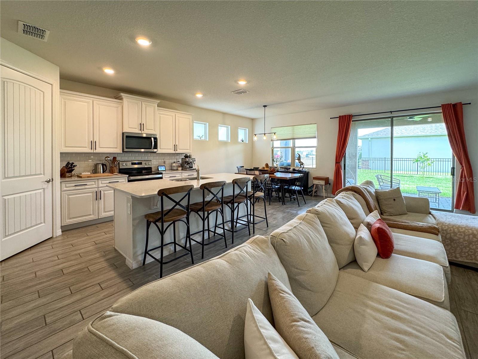 Image 4 of 26 For 3041 New Ashford Way