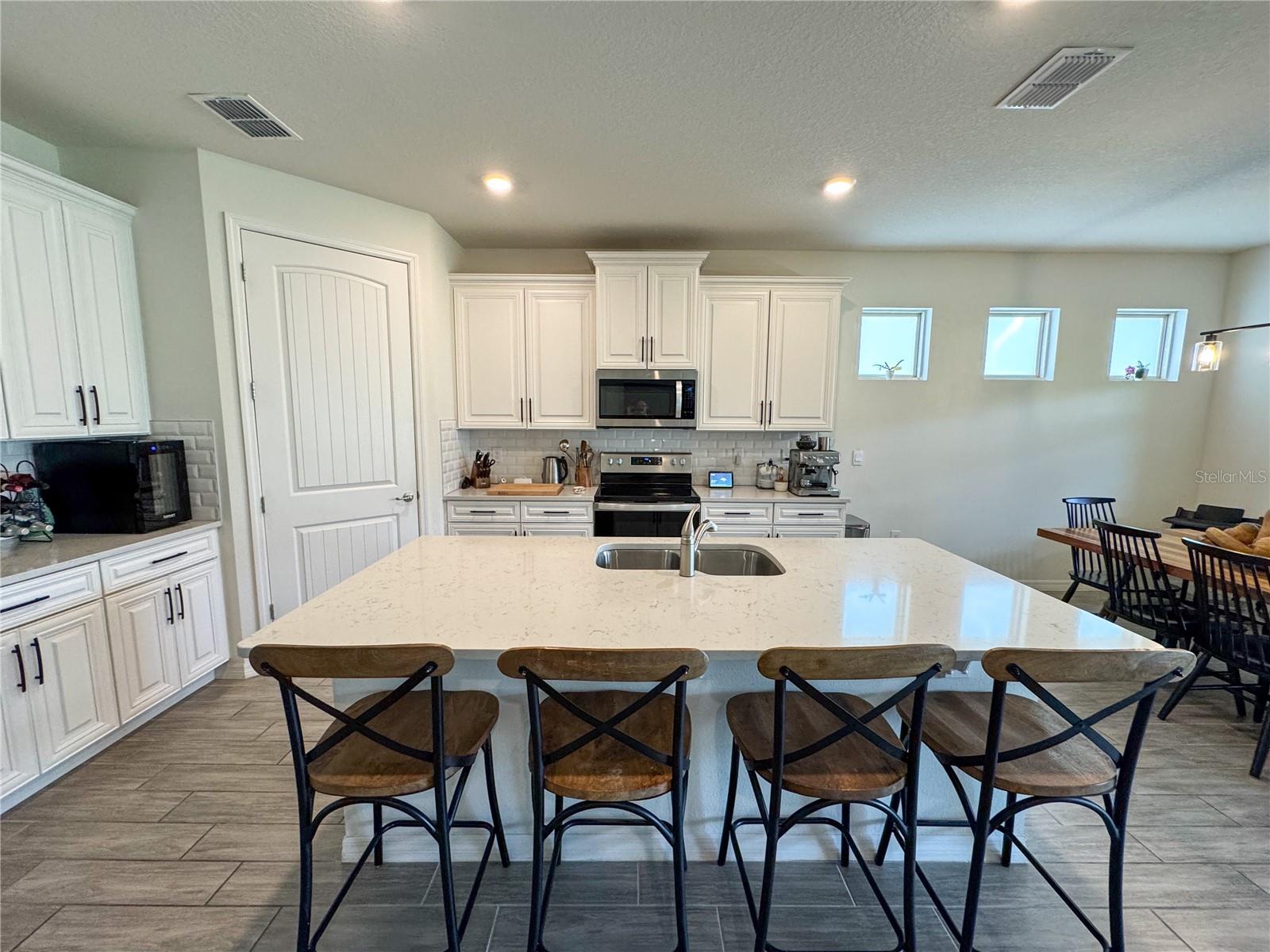 Image 6 of 26 For 3041 New Ashford Way