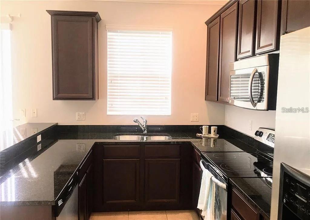 Image 4 of 24 For 5326 Hidden Cypress Lane
