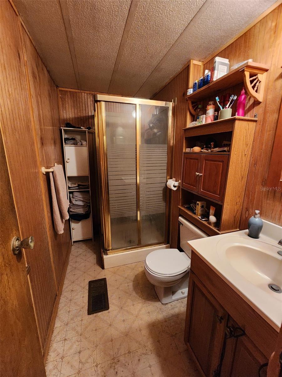 Image 16 of 20 For 2380 Shepherd Avenue