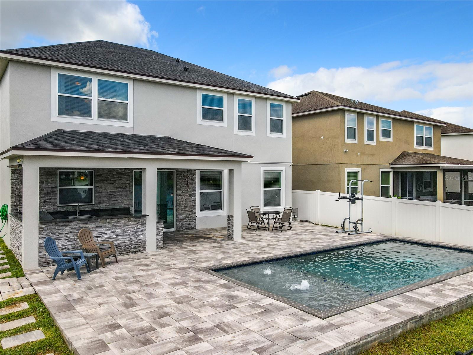 Image 20 of 45 For 4993 Southlawn Avenue