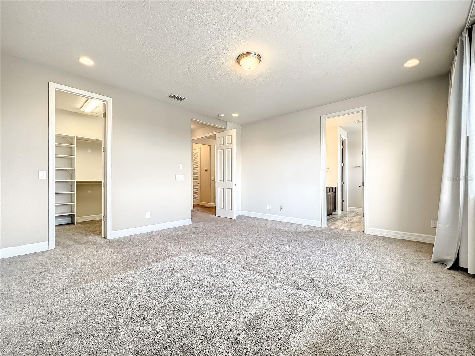 Image 36 of 45 For 4993 Southlawn Avenue