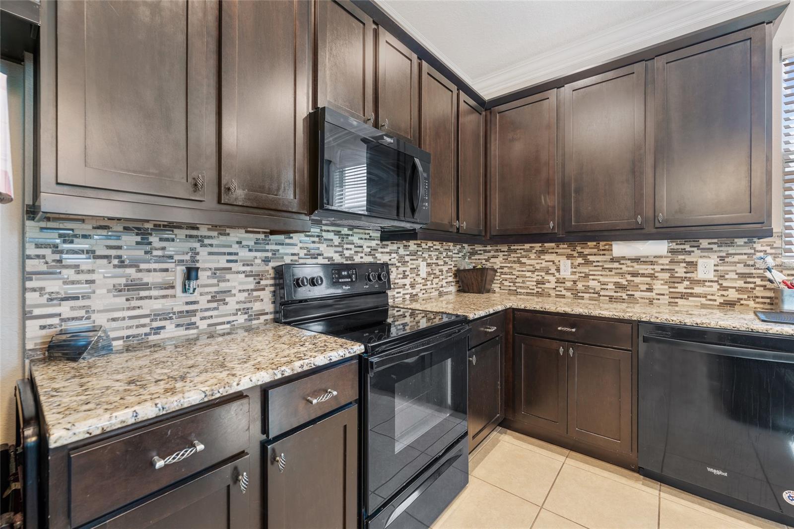 Image 11 of 34 For 4436 Azure Isle Way