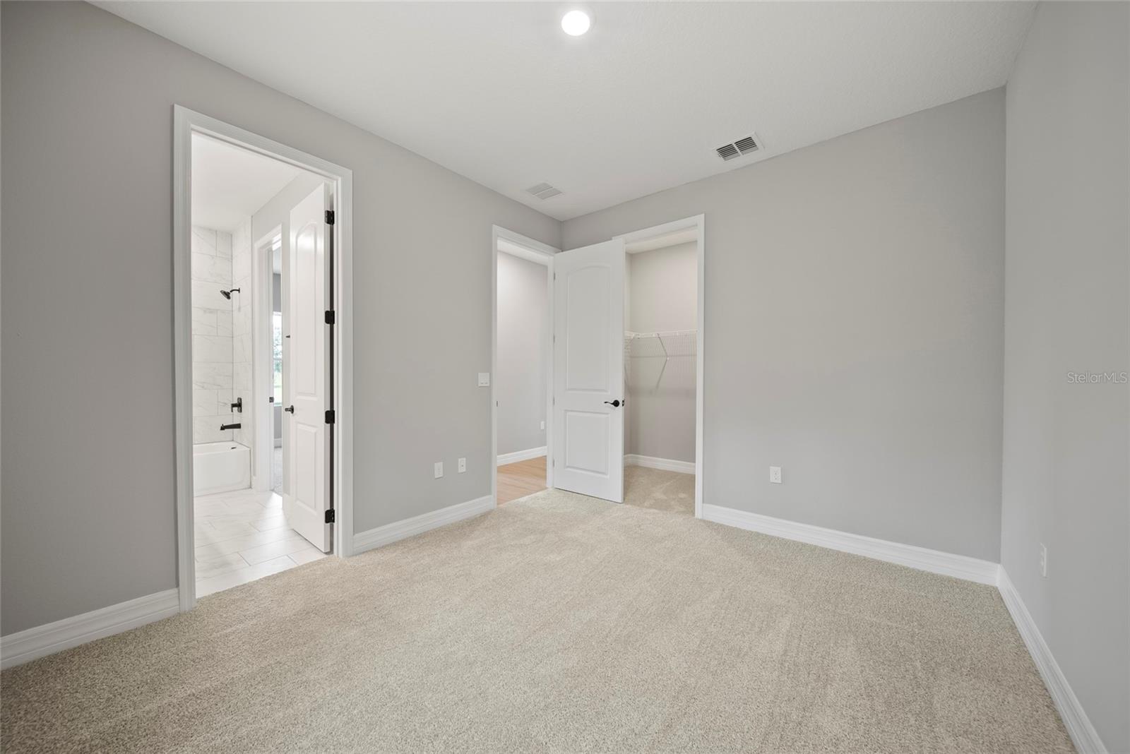 Image 24 of 37 For 59 Woodfield Circle
