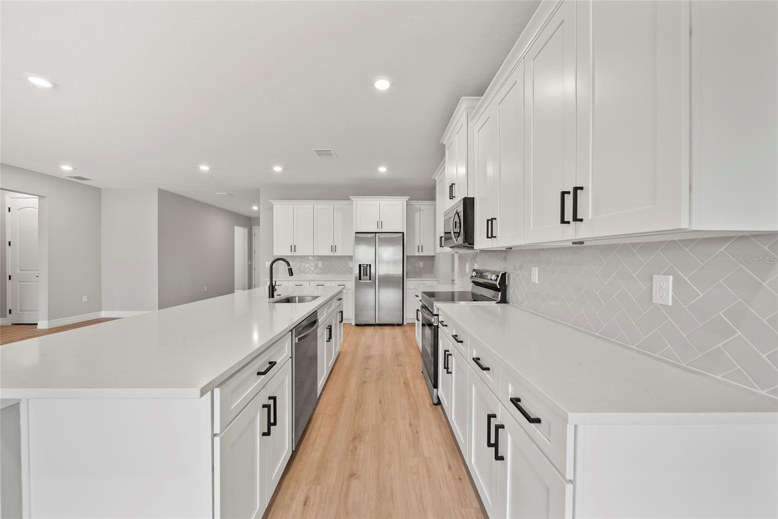 Image 7 of 37 For 59 Woodfield Circle