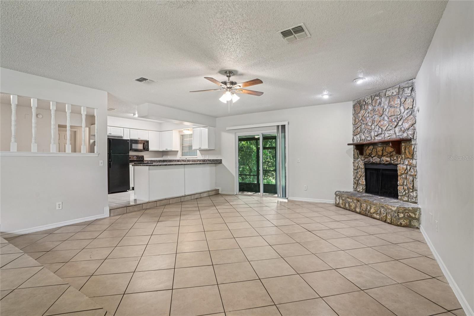Image 10 of 34 For 2518 Bon Air Drive