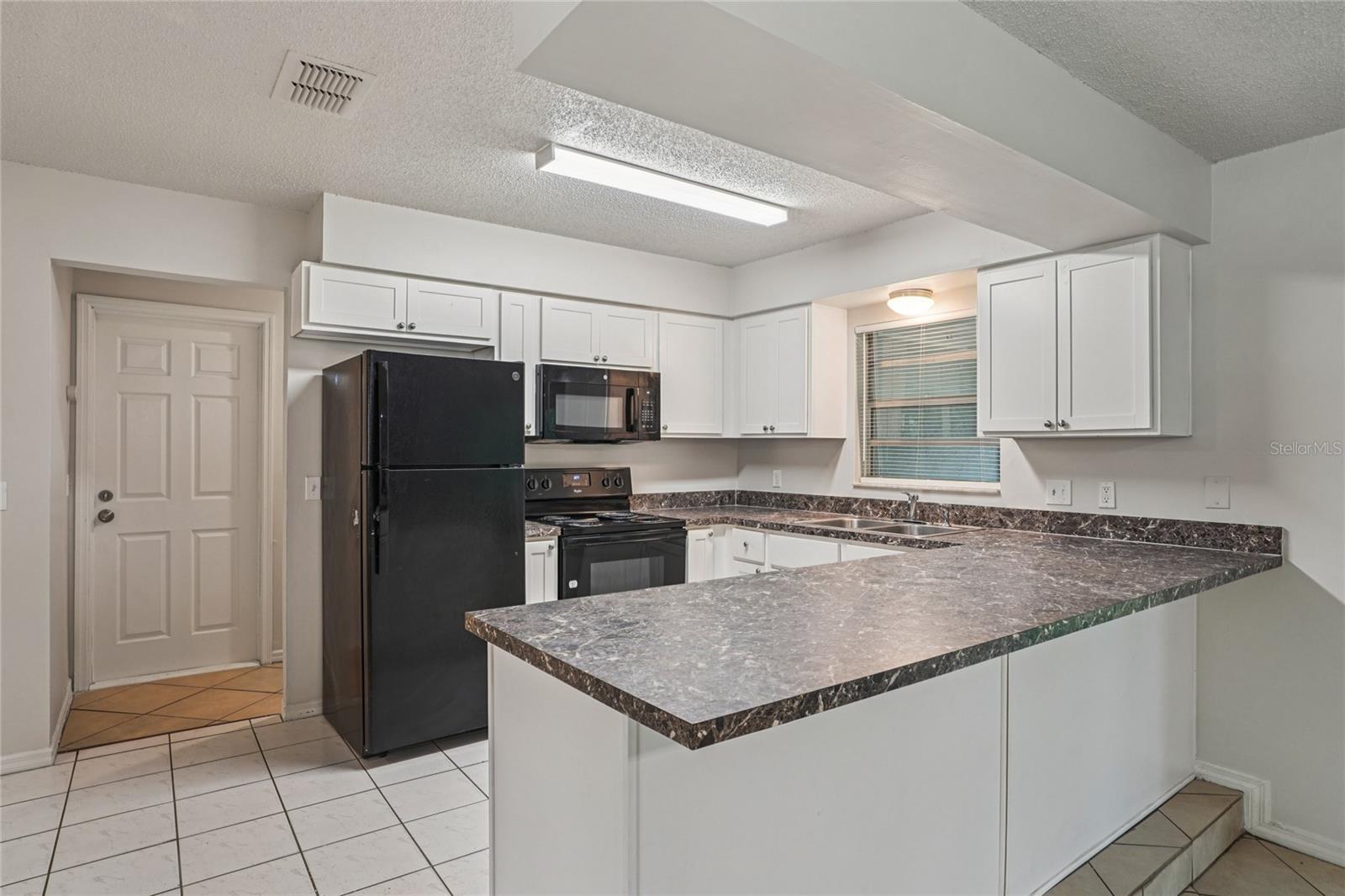 Image 13 of 34 For 2518 Bon Air Drive